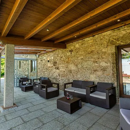 בית כפרי Casa Castineira