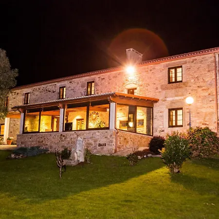 Casa Castineira בית כפרי מוחיה
