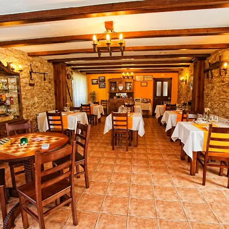 Casa Castineira * Мухия