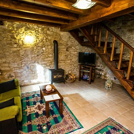 Casa Castineira Мухия